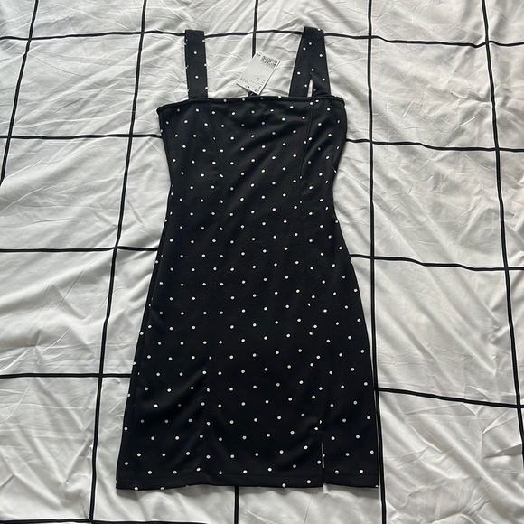 H&M dress - Picture 1 of 5
